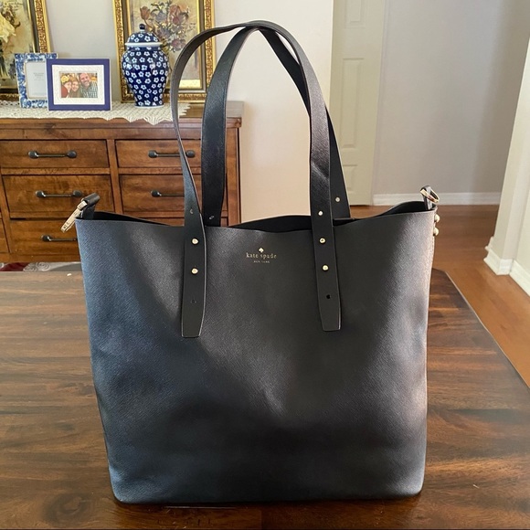 kate spade Handbags - Kate Spade Large Tote